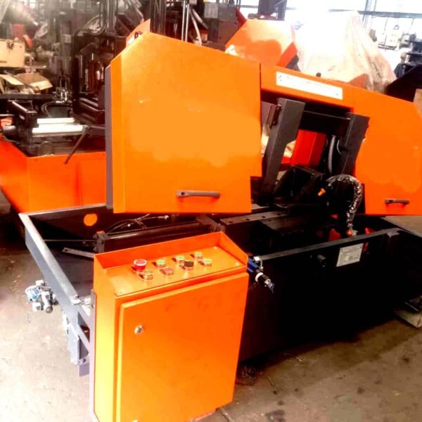 Double Column Bandsaw Machine